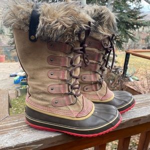 SOREL Joan of Artic waterproof & insulated laceup winter boots.  Size 9 Womens.
